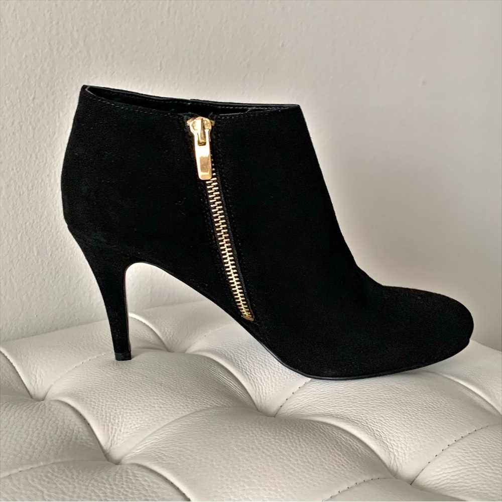 Audrey Brooke Black Suede Ankle Booties